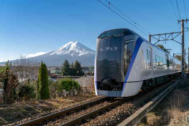 Tin vui: Đến núi Phú Sĩ bằng tàu tốc hành JR mới, 1 tiếng 50 phút là đến nơi