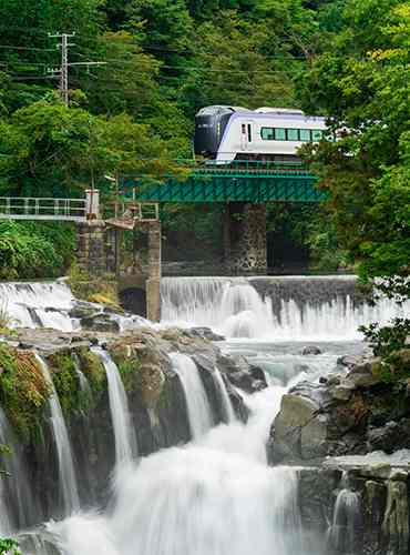 fuji excursion, japan train, jr, train station, japanese train, nhật bản, tin vui: đến núi phú sĩ bằng tàu tốc hành jr mới, 1 tiếng 50 phút là đến nơi
