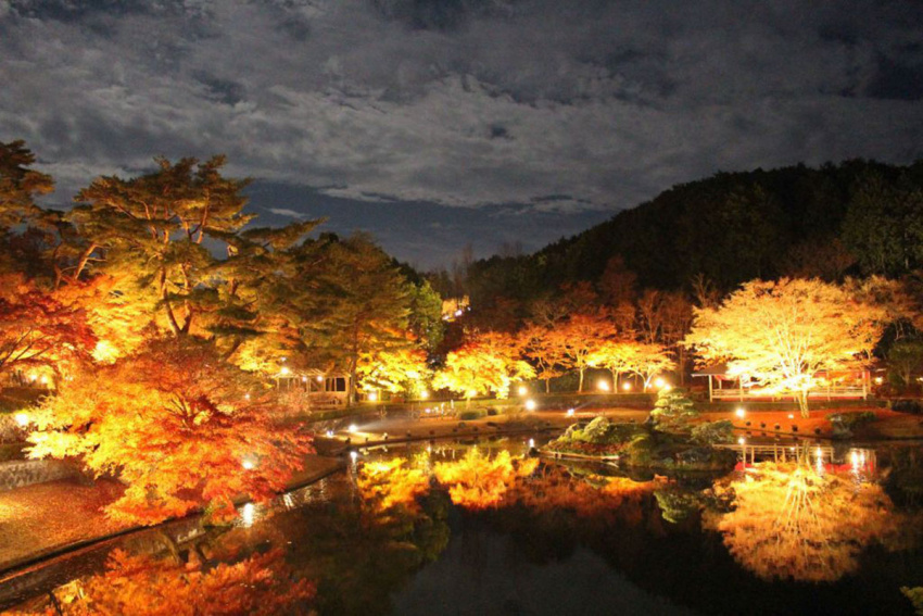 7 địa điểm ngắm lá đỏ đẹp nhất Nhật Bản năm 2021