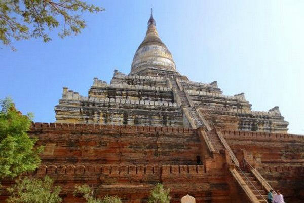 Chùa Shwesantaw ngôi chùa cổ nhất ở Bagan