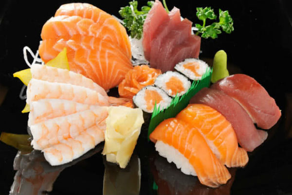 khám phá, trải nghiệm, phân biệt sashimi và sushi