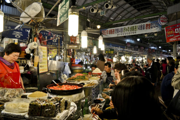 khám phá, trải nghiệm, chợ dongdaemun ở seoul