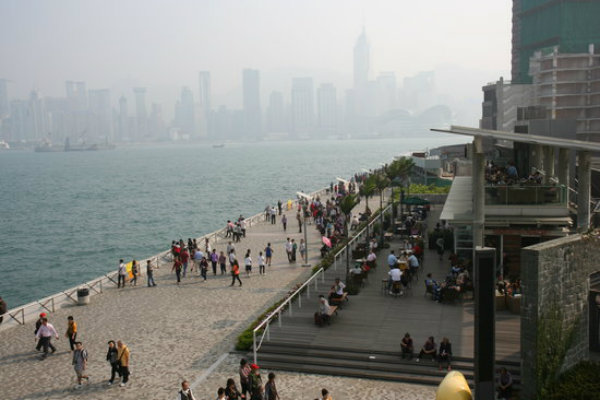 Các điểm tha quan tại cảng Victoria ở Hồng Kông