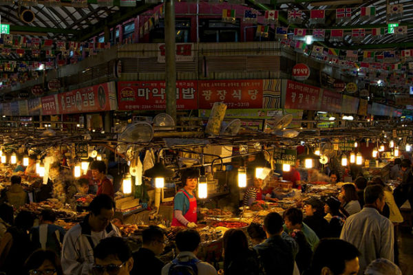 Dạo qua các khu chợ đêm ở Hàn Quốc