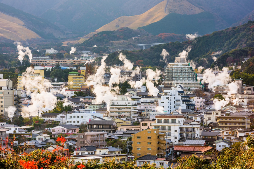 10 khu suối nước nóng được yêu thích ở Kyushu theo bình chọn của người sử dụng trang đặt phòng trực tuyến