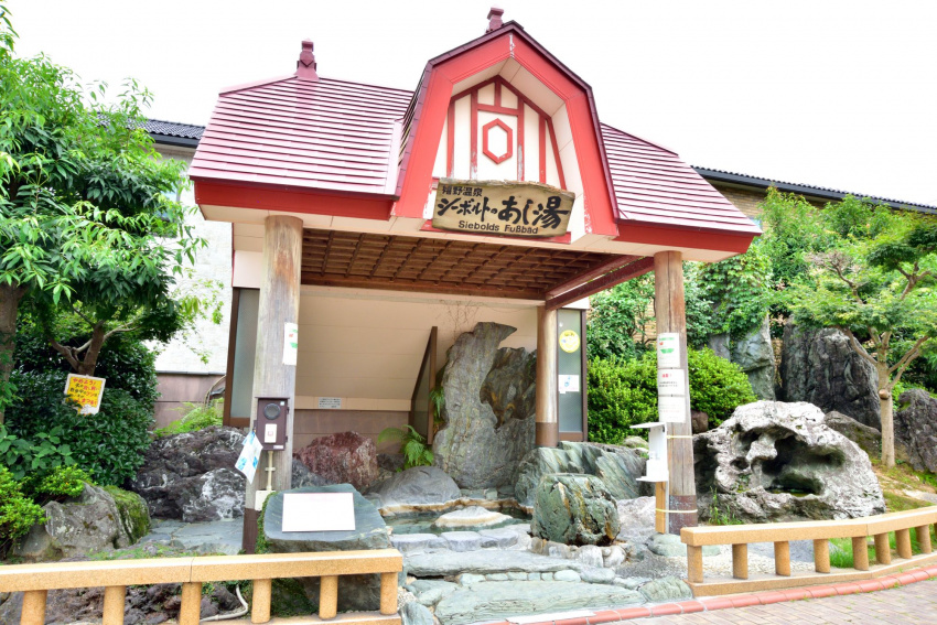 , onsen (suối nước nóng), ngắm cảnh, 10 khu suối nước nóng được yêu thích ở kyushu theo bình chọn của người sử dụng trang đặt phòng trực tuyến