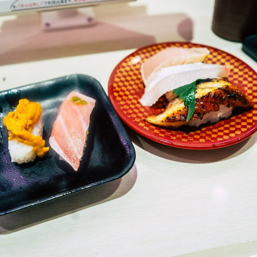 nhật bản, 20 nhà hàng sushi băng chuyền bạn nên thử ở tokyo