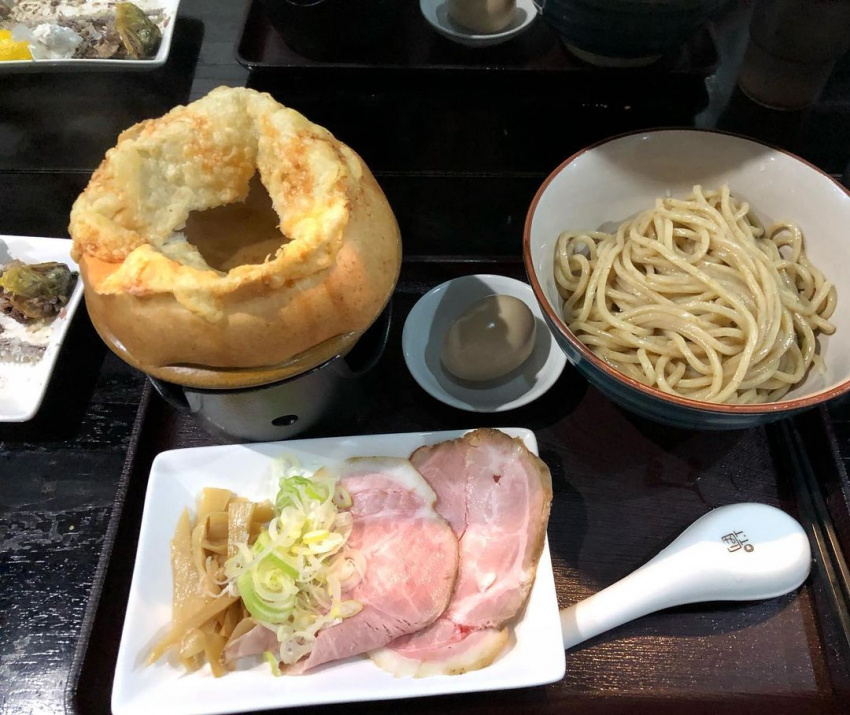 trà xanh, mì ramen, ramen, nhật bản, ramen trà xanh, cà phê, dứa,...! 7 món mì ramen ngon, độc, lạ bạn nhất định phải thử khi đến tokyo!