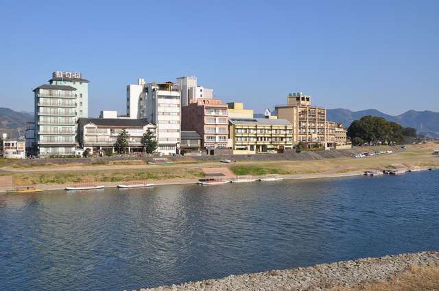 10 khu suối nước nóng nổi tiếng bạn không thể bỏ qua khi đến Kyushu