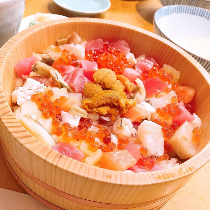 Bắt đầu ngày mới với 20 món ăn sáng ngon tuyệt tại chợ cá Tsukiji