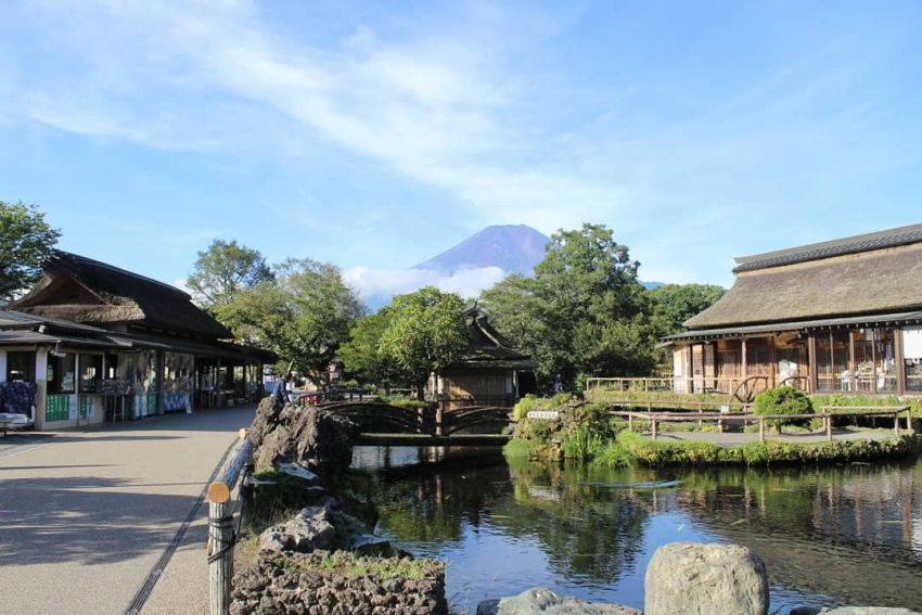 Muốn ngắm núi Phú Sĩ, bạn nhất định phải tới 1 trong 10 địa điểm tuyệt vời này