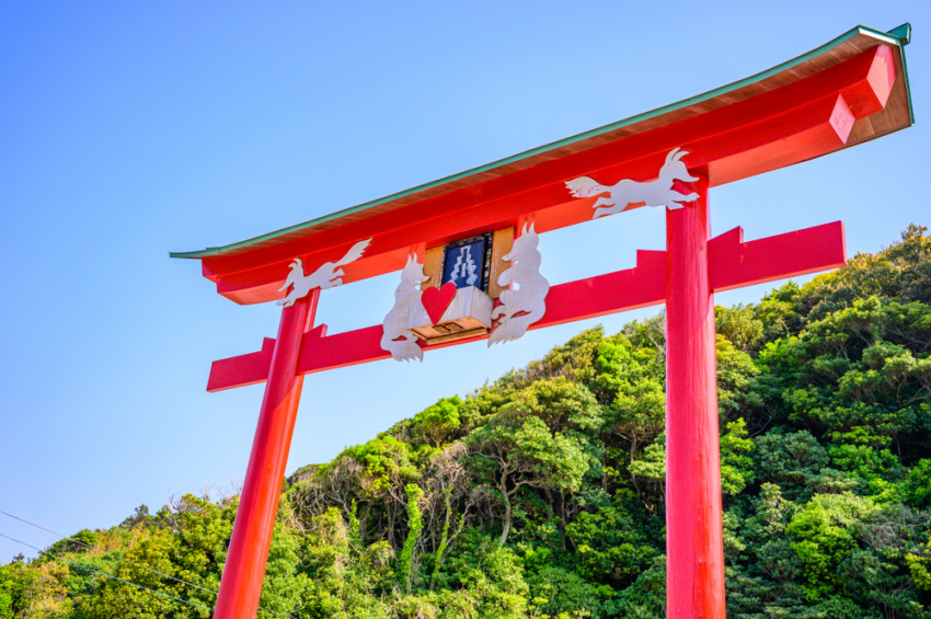 hiroshima, miyazaki, aichi, fukuoka, aomori, takayama, hồ biwa, hokkaido, ibaraki, kyoto, tài sản văn hóa, fushimi, ebisu, đền và điện thờ, điểm ngắm cảnh, di sản thế giới, điểm du lịch, nhật bản, 12 cổng torii độc đáo giúp bạn khám phá thế giới thần linh ở xứ phù tang