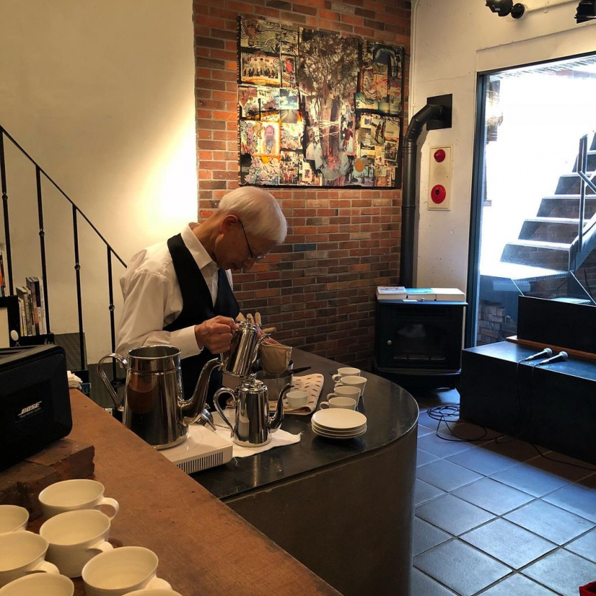 shibuya, shinagawa, ikebukuro, roppongi, cà phê, tokyo, ẩm thực, nhật bản, 10 quán cà phê dành cho những người yêu sách ở tokyo