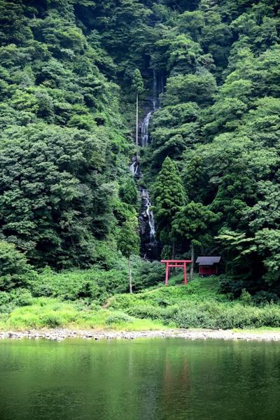 , điểm ngắm cảnh, thủy cung, sở thú, công viên giải trí, đền và điện thờ, onsen (suối nước nóng), điểm du lịch, nhật bản, 10 địa danh nhất định bạn phải ghé qua khi đến yamagata