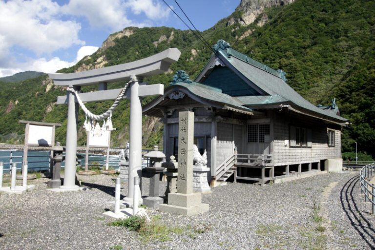 Cảnh báo: Ngôi đền nguy hiểm nhất Nhật Bản, đừng dại dột đến nếu bạn chưa đủ “nghị lực”
