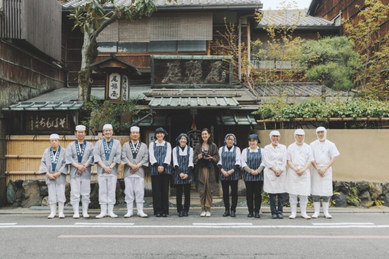 soba, khám phá menu đặc sắc của quán mì soba honke owariya hơn 550 tuổi lâu đời nhất kyoto