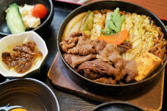 Học cách làm lẩu Sukiyaki của người Nhật