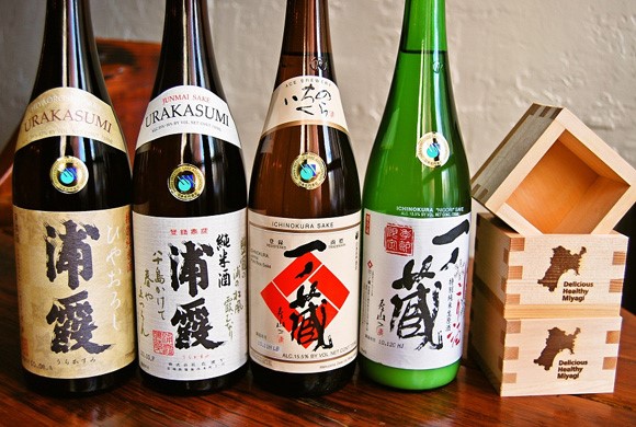 Rượu Sake Nhật Bản.