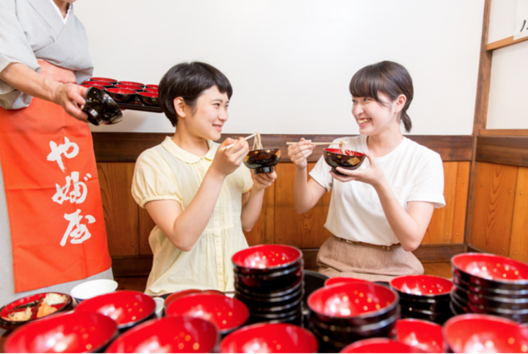 ẩm thực nhật bản, du lịch nhật bản, iwate, wanko soba, bố mẹ dặn “ăn nhẹ nhàng, từ tốn”, sang nhật lại có món đặc sản khiến bạn ăn “bạt mạng”, lại còn vô cùng stress