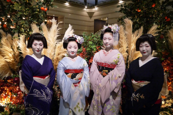 Cơ hội trò chuyện hiếm hoi với các Geisha thực thụ dành cho người yêu thích văn hoá truyền thống Nhật Bản