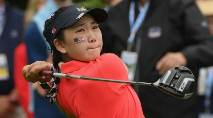 Golfer Lucy Li đã bị Hiệp hội Golf Mỹ cảnh cáo do vi phạm Luật nghiệp dư