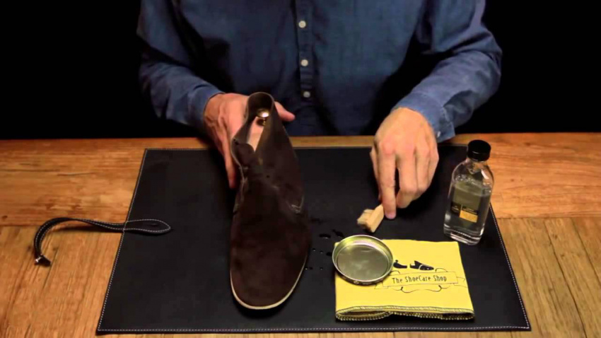 giày da, khắc phục giày da hỏng, khắc phục giày da bị bong tróc, mẹo chữa giày da bong tróc, 3 cách khắc phục giày da bị bong tróc với những nguyên liệu có sẵn