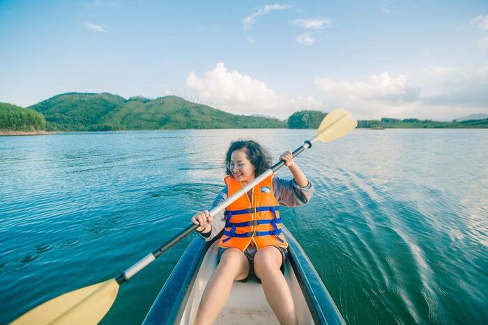 vi vu khám phá các hồ nước đẹp ở đà nẵng – địa điểm dã ngoại lý tưởng cho dịp cuối tuần
