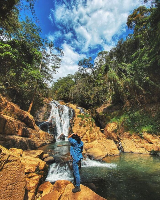 chinh phục những ‘dải lụa của núi rừng’ với toplist thác nước đẹp ở lâm đồng
