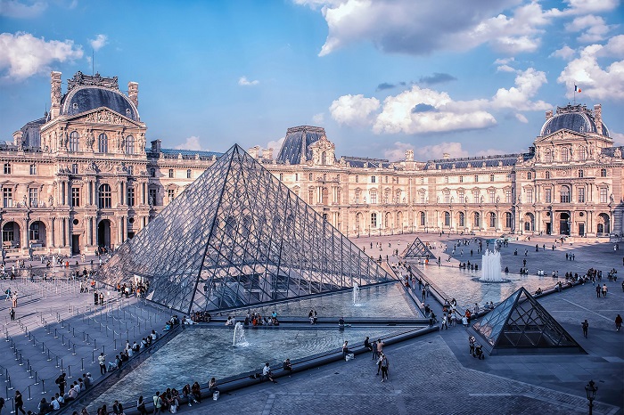 Bảo tàng Louvre ở nước Pháp và loạt bí ẩn khiến ai cũng phải ‘ngã ngửa’ khi biết tới
