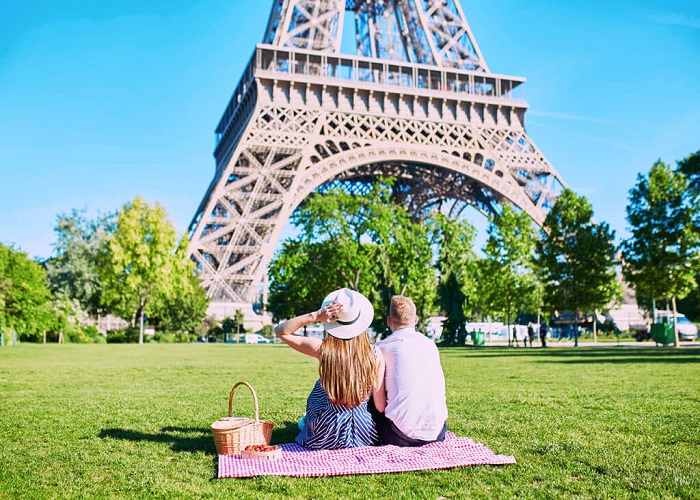 du lịch paris pháp: 8 hoạt động giải trí cực vui tốn chưa đến 300 nghìn đồng