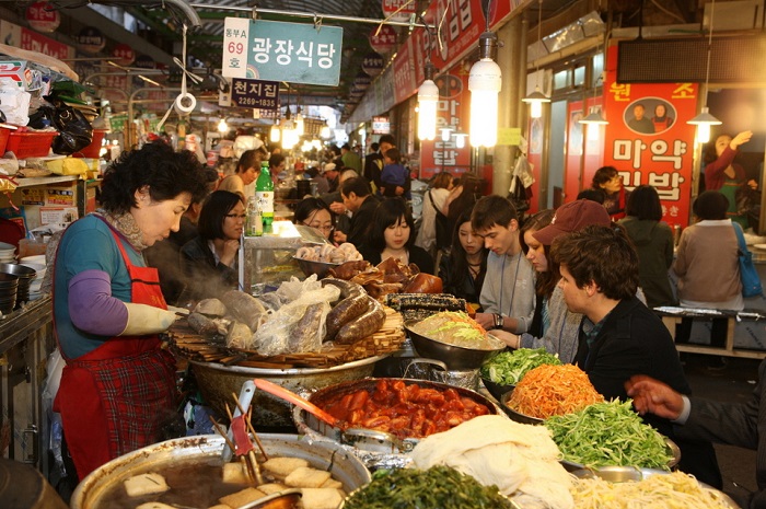 địa chỉ tốt nhất để thưởng thức 1001 món ăn đường phố ở seoul, hàn quốc