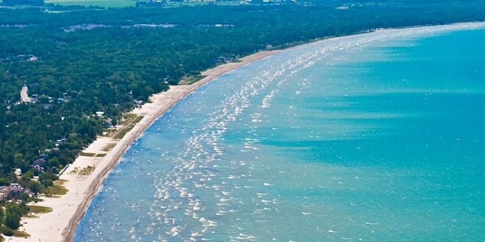 bãi biển nước ngọt dài nhất thế giới, đi mỏi chân mà không đến đích