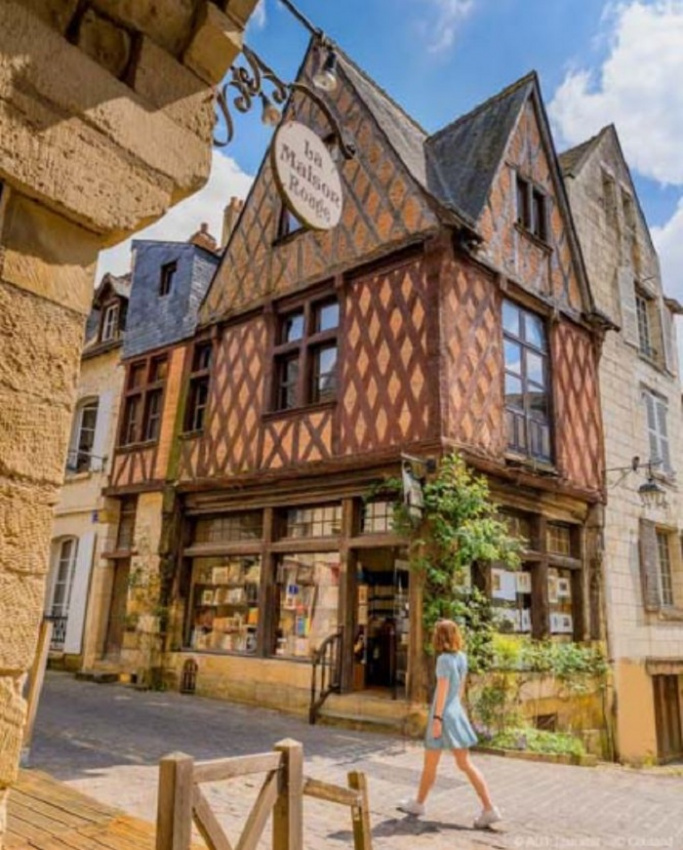 Du hành ngược thời gian về quá khứ khi lạc vào những thị trấn cổ đẹp nhất của Pháp
