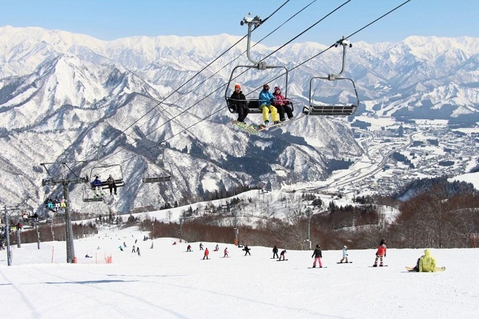 top 6 địa điểm trượt tuyết ở nhật bản đẹp và ấn tượng nhất
