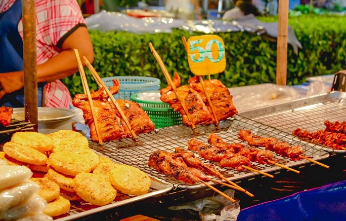 Điểm danh những địa điểm ăn vặt ở Phuket nổi tiếng ngon-bổ-rẻ