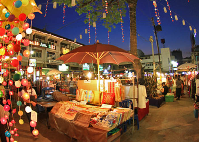 Thỏa sức mua sắm ở 3 khu chợ đêm Chiang Mai nổi tiếng nhất