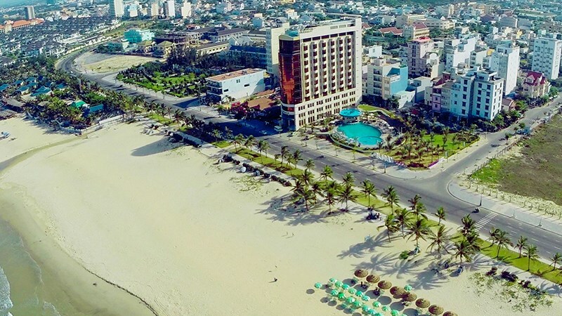 Holiday Beach Danang Hotel & Resort – Bình yên bên đại dương sóng vỗ