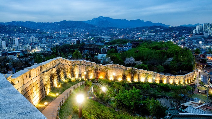 bức tường thành phố seoul hanyangdoseong, khám phá 6 cung đường thú vị nhất