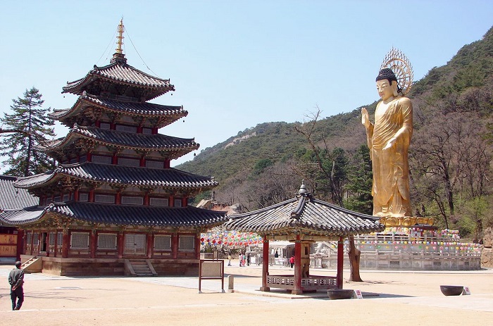 ngỡ ngàng khi đặt chân đến những ngôi chùa đẹp nhất xứ kim chi