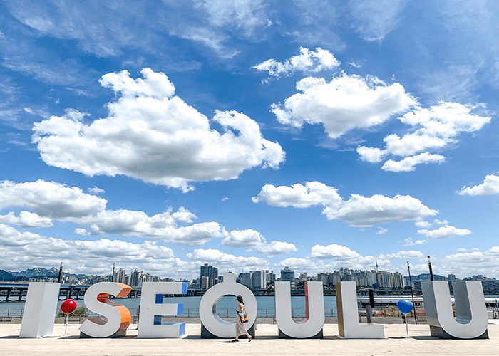 Logo I.SEOUL.U, check-in với biểu tượng Seoul ở đâu khi du lịch Hàn Quốc