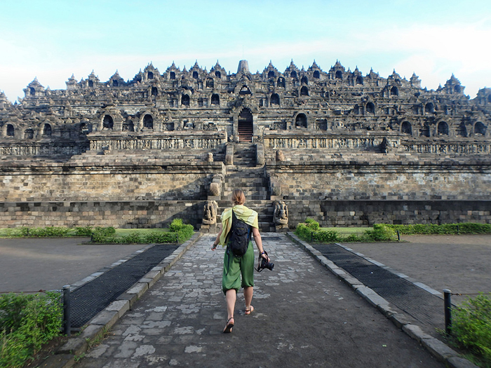 kinh nghiệm du lịch bụi indonesia lần đầu cho bạn tha hồ khám phá quốc gia vạn đảo.