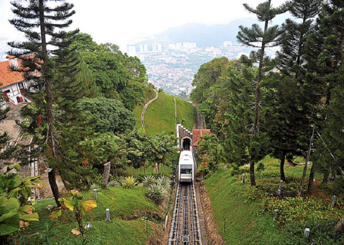 Ngắm trọn thắng cảnh với những điểm du lịch trên cao ở Malaysia