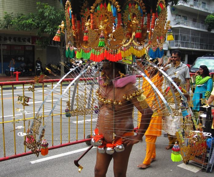 đứng tim với lễ hội thaipusam ở malaysia