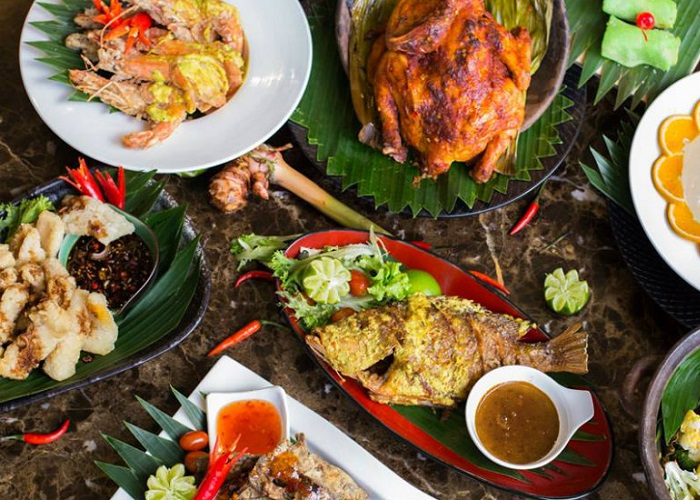 Khám phá ẩm thực đường phố Indonesia khiến bạn say quên lối về