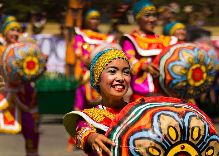 sự thật về trang phục truyền thống philippines bạn chưa biết ?