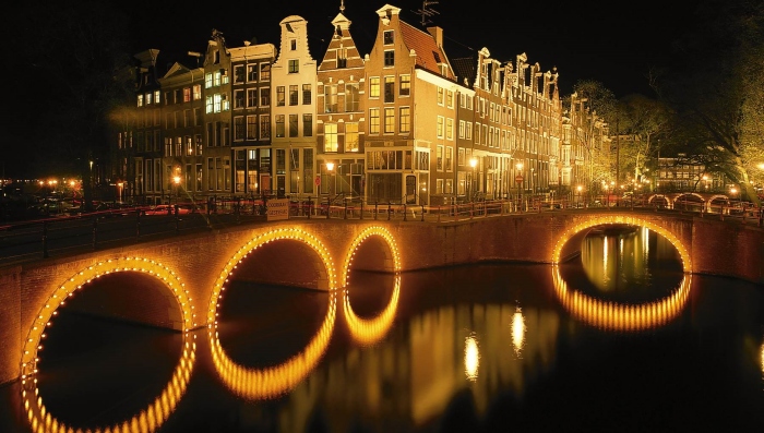 khám phá “tất tần tật” thủ đô amsterdam chỉ với “0đ”