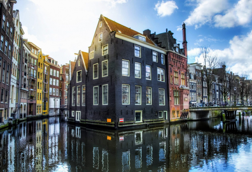 Thành phố Amsterdam và 6 sự thật thú vị không tưởng