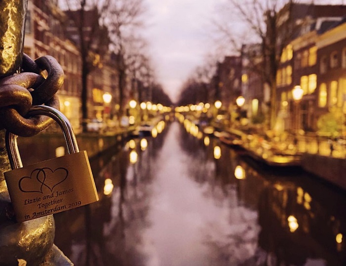 những điều cần tránh khi đến amsterdam cho chuyến du lịch trọn vẹn nhất