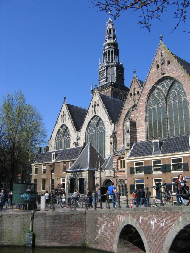 những địa điểm du lịch nổi tiếng ở amsterdam: khám phá cung điện hoàng gia, mua sắm ở de negen straatjes