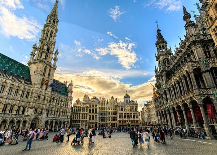 Kinh nghiệm du lịch Brussels 3 ngày 2 đêm đi đâu, chơi gì thú vị nhất?